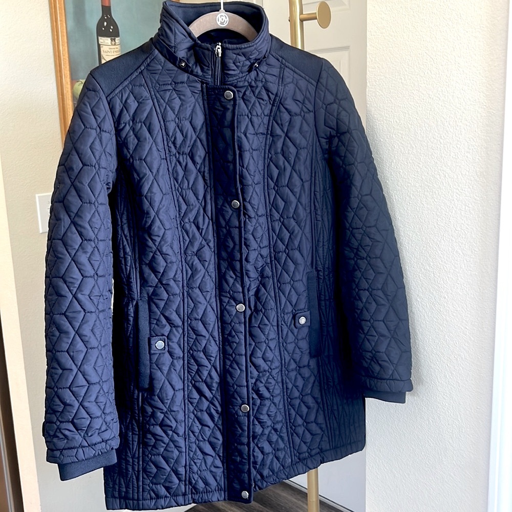 Black Quilted Weatherproof full zip snap jacket coat Medium